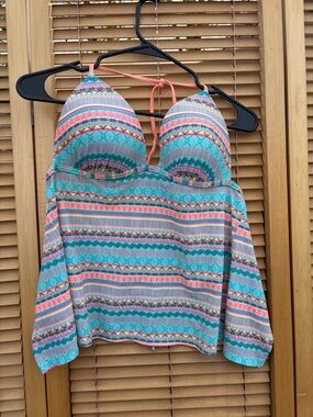 Xhilaration Turquoise Coral Pink Patterned Tankini Bikini Top